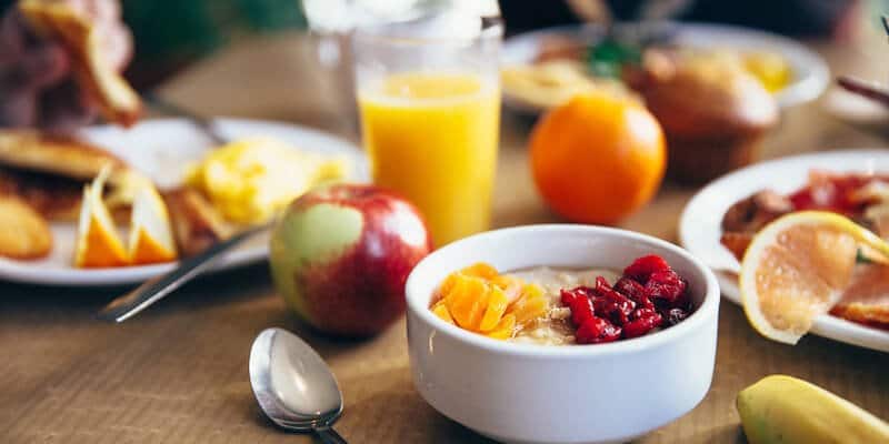 آداب الطعام والشراب في الإسلام