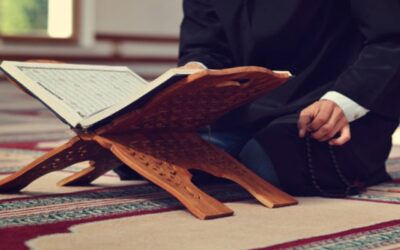 سبب نزول سورتي الفلق والناس