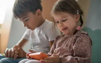 تأثير التكنولوجيا على الصغار وطرق التعامل معها